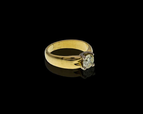 18ct (7.9grams) Yellow Gold 1.08ct Round Brilliant Diamond S to T Range VVS1 Ring with GIA Cert