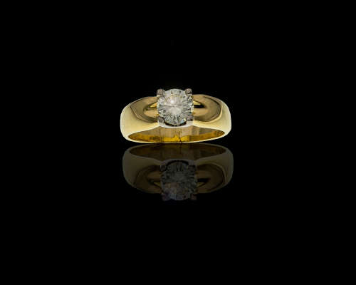 18ct (7.9grams) Yellow Gold 1.08ct Round Brilliant Diamond S to T Range VVS1 Ring with GIA Cert
