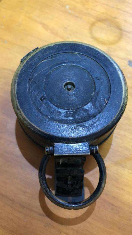 WW2 military compass working,need TLC