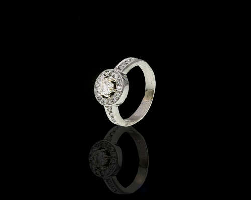 6.1gr Platinum,  0.36ct Round Brilliant Diamond J VVS2 Ring with GIA cert