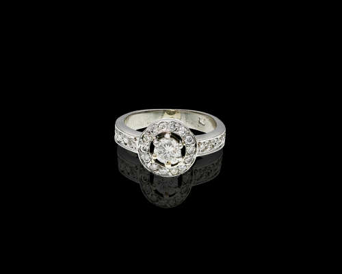 6.1gr Platinum,  0.36ct Round Brilliant Diamond J VVS2 Ring with GIA cert