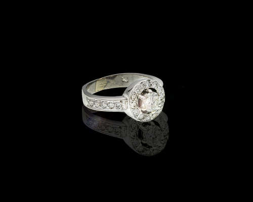 6.1gr Platinum,  0.36ct Round Brilliant Diamond J VVS2 Ring with GIA cert