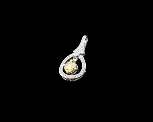 1.4 grams 18 carat White Gold and Fancy Yellow Diamond Pendant