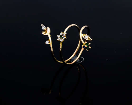 2.1 grams 9 carat Yellow Gold Cubic Zirconia Cocktail Ring