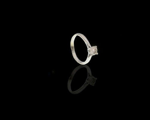 2 grams 18 carat White Gold Diamond Solitaire Ring