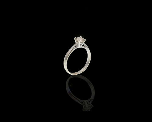 2 grams 18 carat White Gold Diamond Solitaire Ring