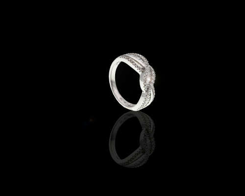 5.2 grams 18 carat White Gold and Diamond Entwined Half Eternity Ring