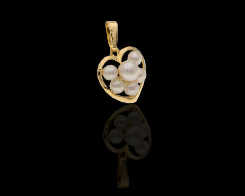 0.9grams 18 carat Yellow Gold Pearl Pendant