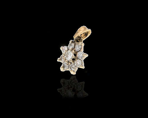 9ct (0.7 grams) Yellow gold diamond pendant