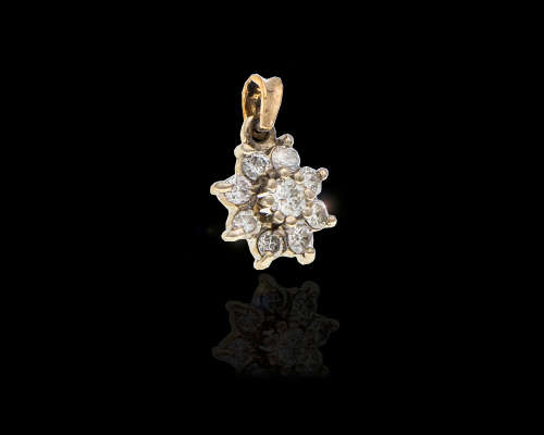 9ct (0.7 grams) Yellow gold diamond pendant