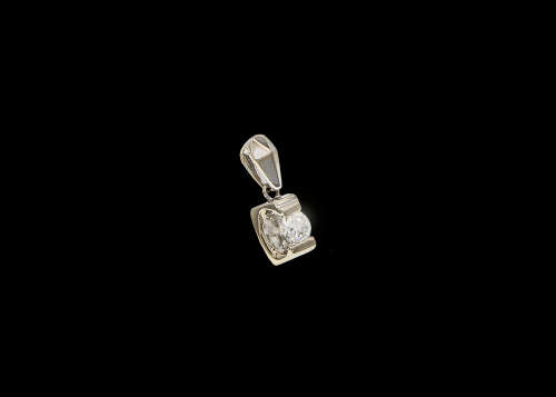 1.5 grams 18 carat White Gold Diamond Pendant