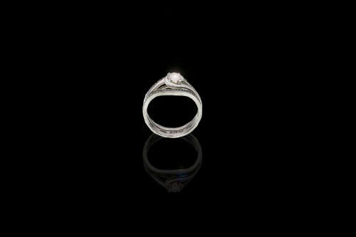 Main Ring  3.45 grams 18 carat Browns Lovers Embrace Diamond Ring