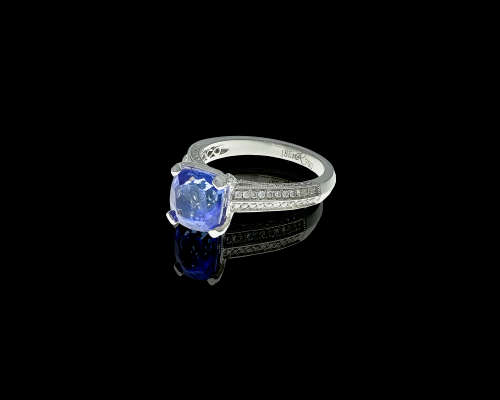 5gr 18ct White Gold, Tanzanite and Diamond Cocktail Ring