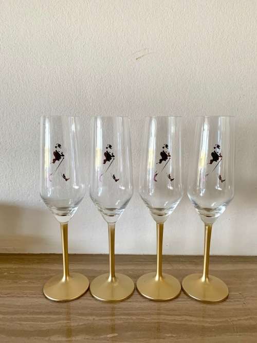 Johnnie Walker Champagne Glass set (4)