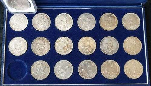 1947 - 1964 SILVER CROWN IN BLUE BOX WITH 1959 GRADED MS64