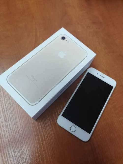 Apple Iphone 7 32GB Rose Gold R1 No Reserve!!!