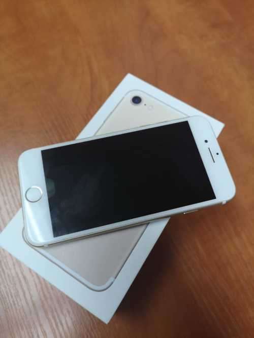 Apple Iphone 7 32GB Rose Gold R1 No Reserve!!!