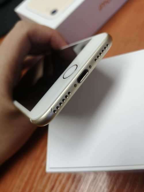 Apple Iphone 7 32GB Rose Gold R1 No Reserve!!!