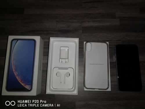 Iphone XR 64Gb Blue Excellent Condtion with Box and accesories Please Read! R1 No Reserve!