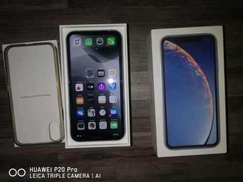 Iphone XR 64Gb Blue Excellent Condtion with Box and accesories Please Read! R1 No Reserve!