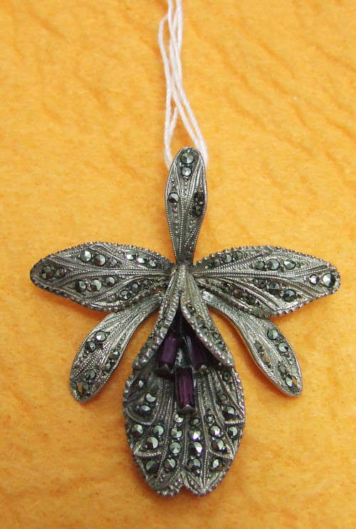 Vintage Silver Flower Pendant