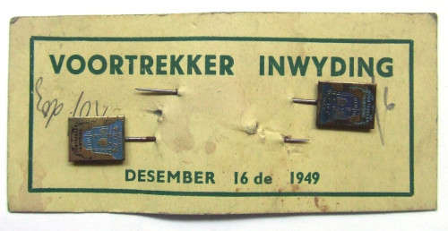 Voortrekker Inwyding Pins on Original card