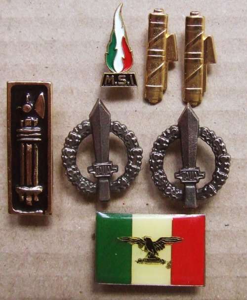 Italian Military Badges