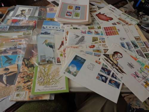 CLEARANCE LOT IN ISSUED CONDITION...READ ON.