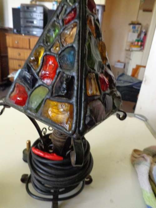 HONEYMOON  ANTIQUE BEDLAMP....SEE SCANS READ ON..