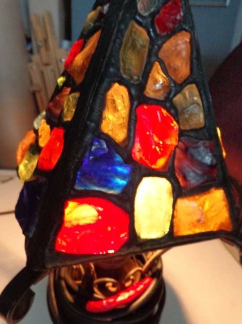 HONEYMOON  ANTIQUE BEDLAMP....SEE SCANS READ ON..