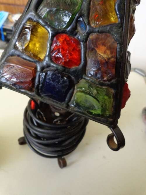 HONEYMOON  ANTIQUE BEDLAMP....SEE SCANS READ ON..