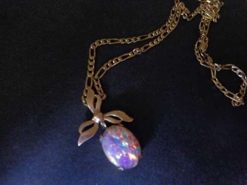 GREAT 60 CM 9CT GOLD CHAIN WITH 9CT PENDANT.SEE SCANS READ ON.