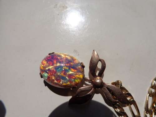 GREAT 60 CM 9CT GOLD CHAIN WITH 9CT PENDANT.SEE SCANS READ ON.