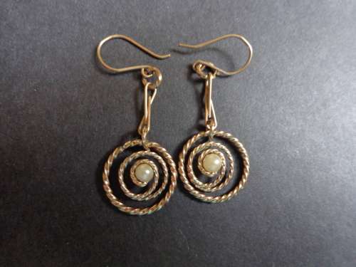 ANTIQUE EARRING SET,.SEE SCANS.READ ON..