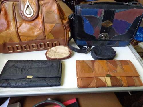 FINE LEATHER STITCHED ITEMS ESTATE (JOBLOT) SEE SCANS READ ON