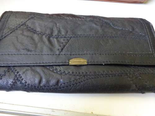 FINE LEATHER STITCHED ITEMS ESTATE (JOBLOT) SEE SCANS READ ON