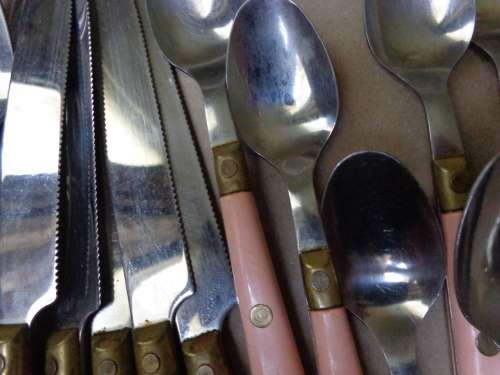 6 X EACH SET  ESTATE ITEMS SEE SCANS READ ON