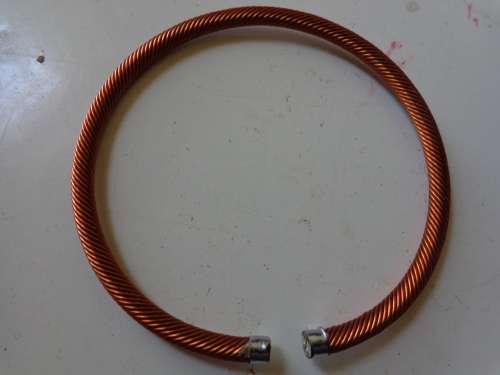 ESTATE ITEMS READ ON LOOK CLOSE