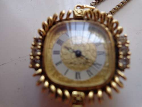 ESTATE ITEMS (JOBLOT)SEE SCANS READ ON