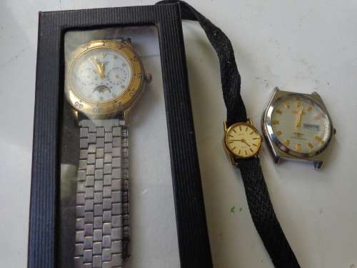 3X WATCHES ESTATE SEE SCANS READ ON