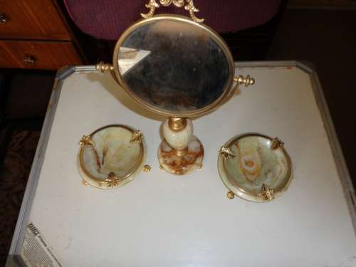 MARBLE MIRROR ASHTRAYS  SET  SEE SCANS READ ON