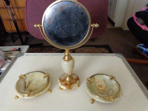 MARBLE MIRROR ASHTRAYS  SET  SEE SCANS READ ON