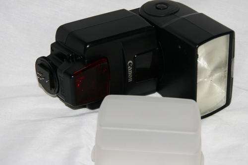 Canon 550 EX Speedlite Flash with Diffuser !!!!