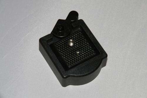 Quick Release Tripod Plate + Tripod Mount