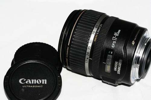 Canon EF-S 17-85mm f/4-5.6 IS USM