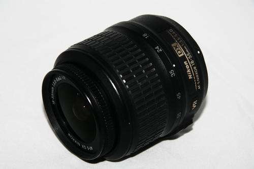 Nikon AF-S 18-55mm f/3.5-5.6G DX VR