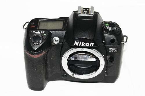 Nikon D70s ***pop-up flash not firing*** Free hotshoe flash included