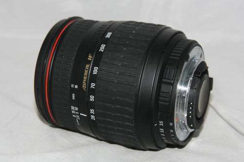 Sigma 28-300mm f/3.5-6.3 D Aspherical IF Hyperzoom for Nikon
