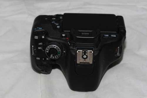 Canon EOS 600D ***for spares or repair***