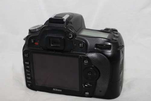 Nikon D90 ***for spares or repair***